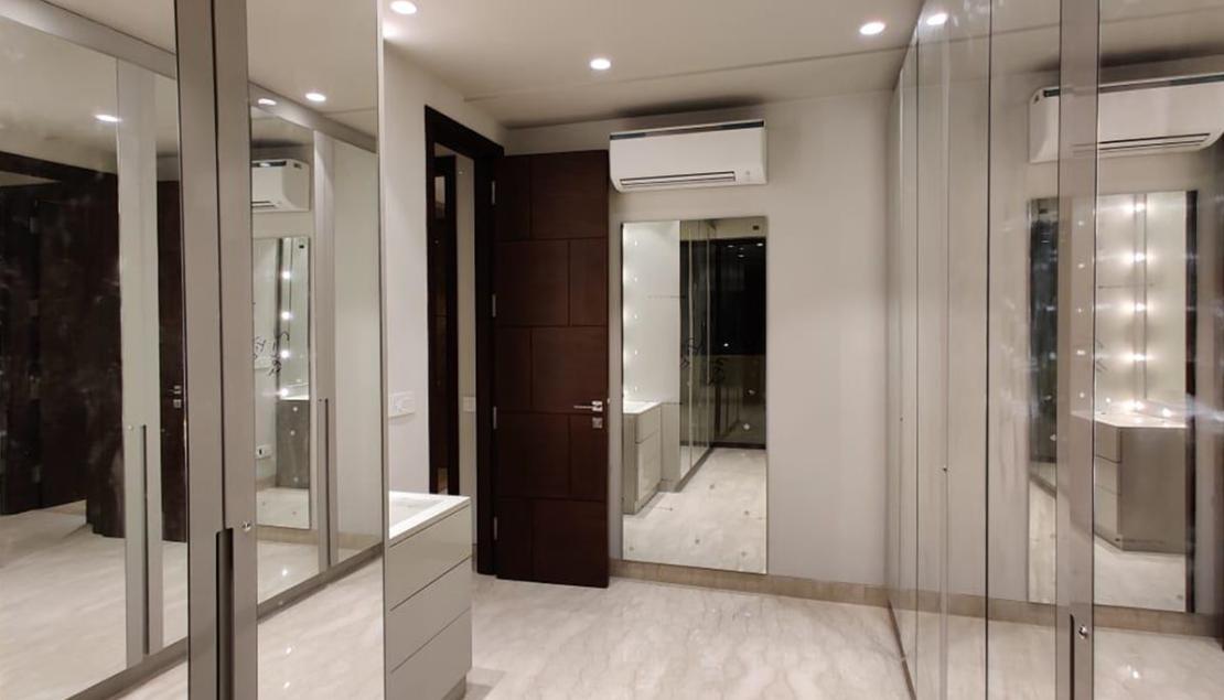 Bathroom 01